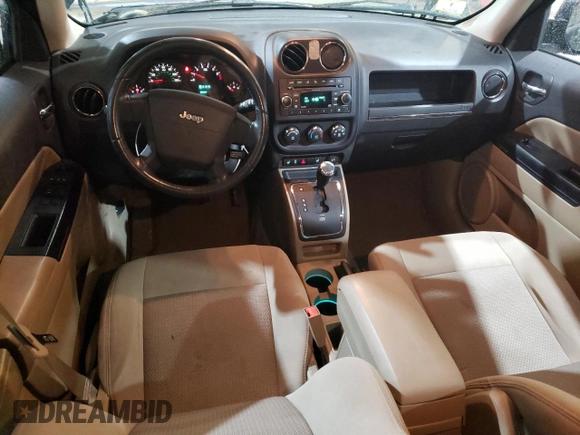 2010 Jeep Patriot Latitude z VIN 1J4NT1GAXAD625804, wystawiony jako Copart lot #89325875 z przebiegiem 66 202 mil mil oraz Szkoda całkowita • Salvage title. Historia ofert i sprzedaży dostępna na DreamBid. Obrazek 8.