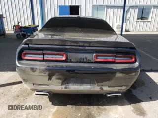 2016 Dodge Challenger R/T Scat Pack z VIN 2C3CDZFJ3GH284689, wystawiony jako Copart lot #54417855 z przebiegiem 139 940 mil mil oraz Szkoda całkowita • Salvage title. Historia ofert i sprzedaży dostępna na DreamBid. Obrazek 6.