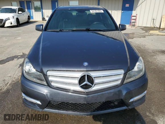 2013 Mercedes-Benz C 300 Sport z VIN WDDGF8AB2DR269765, wystawiony jako Copart lot #53187405 z przebiegiem Nie podano mil oraz Szkoda całkowita • Salvage title. Historia ofert i sprzedaży dostępna na DreamBid. Obrazek 5.