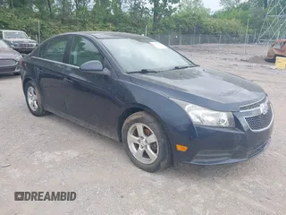 2014 Chevrolet Cruze 1LT with VIN 1G1PC5SB0E7137724, listed as a IAAI auction lot 42175995 with 276,145 mi miles and . Bid and sale history available at DreamBid. Image 1.