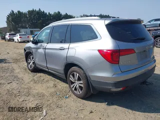 2017 Honda Pilot EX-L z VIN 5FNYF6H69HB053323, wystawiony jako IAAI lot #42407040 z przebiegiem 120 280 mil mil oraz . Historia ofert i sprzedaży dostępna na DreamBid. Obrazek 3.