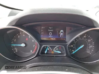 2017 Ford Escape SE z VIN 1FMCU0G96HUC89181, wystawiony jako Copart lot #50071915 z przebiegiem 102 458 mil mil oraz Szkoda całkowita • Salvage title. Historia ofert i sprzedaży dostępna na DreamBid. Obrazek 9.