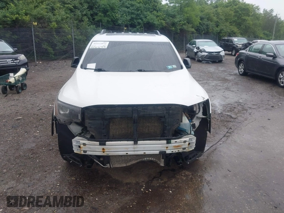 2017 GMC Acadia SLT z VIN 1GKKNVLS5HZ190619, wystawiony jako IAAI lot #42213852 z przebiegiem 108 375 mil mil oraz . Historia ofert i sprzedaży dostępna na DreamBid. Obrazek 13.