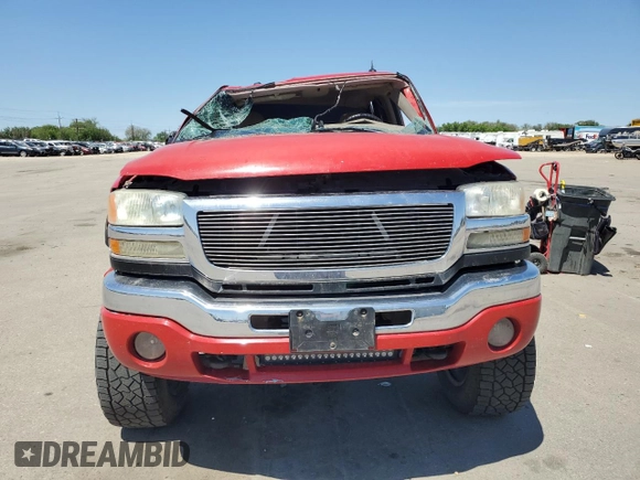 2004 GMC Sierra 2500HD SLE z VIN 1GTHK23U64F237540, wystawiony jako Copart lot #56129875 z przebiegiem 296 217 mil mil oraz Szkoda całkowita • Salvage title. Historia ofert i sprzedaży dostępna na DreamBid. Obrazek 5.