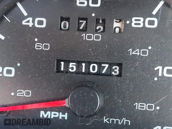 2000 Ford Taurus SE Standard z VIN 1FAFP582XYG181481, wystawiony jako IAAI lot #42033520 z przebiegiem 151 073 mil mil oraz . Historia ofert i sprzedaży dostępna na DreamBid. Obrazek 12.