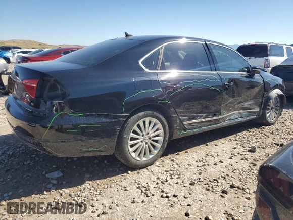 2016 Volkswagen Passat SE z VIN 1VWBT7A36GC003556, wystawiony jako Copart lot #55245595 z przebiegiem 84 939 mil mil oraz Szkoda całkowita • Salvage title. Historia ofert i sprzedaży dostępna na DreamBid. Obrazek 3.