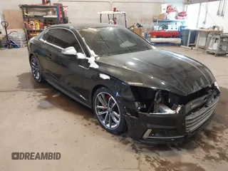 2018 Audi S5 Prestige z VIN WAUR4AF54JA100907, wystawiony jako IAAI lot #41396274 z przebiegiem 52 796 mil mil oraz . Historia ofert i sprzedaży dostępna na DreamBid. Obrazek 1.