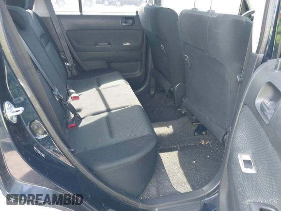 2006 Scion xB z VIN JTLKT324264124861, wystawiony jako IAAI lot #42506517 z przebiegiem 102 264 mil mil oraz . Historia ofert i sprzedaży dostępna na DreamBid. Obrazek 8.