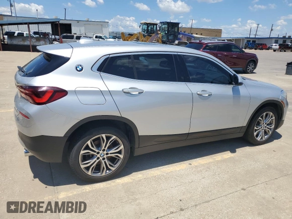 2022 BMW X2 sDrive28i with VIN WBXYH9C08N5U12160, listed as a Copart auction lot 62420674 with 59,362 mi miles and Clean Title. Bid and sale history available at carsss.com. Image 3.