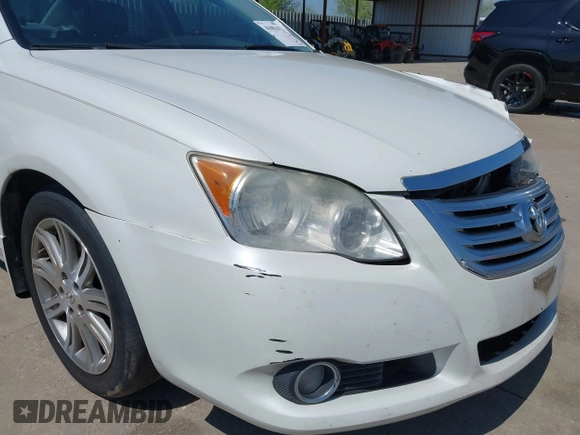 2008 Toyota Avalon XL with VIN 4T1BK36B88U306912, listed as a IAAI auction lot 41981473 with 148,461 mi miles. Bid and sale history available at carsss.com. Image 18.