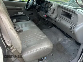 2000 GMC Sierra 1500 with VIN 1GDKC34F9YF421333, listed as a Copart auction lot 57167145 with 120,490 mi miles and Clean Title. Bid and sale history available at DreamBid. Image 9.