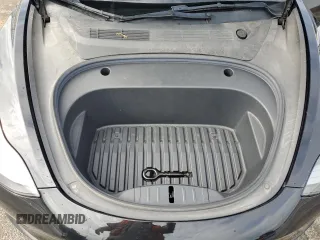 2022 Tesla Model 3 Long Range z VIN 5YJ3E1EB4NF285924, wystawiony jako Copart lot #59734055 z przebiegiem 116 680 mil mil oraz Czysty tytuł • Clean title. Historia ofert i sprzedaży dostępna na DreamBid. Obrazek 11.