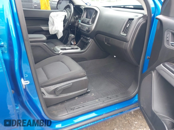 2021 Chevrolet Colorado 2WD LT z VIN 1GCGSCEN9M1226777, wystawiony jako IAAI lot #41895262 z przebiegiem 68 065 mil mil oraz . Historia ofert i sprzedaży dostępna na DreamBid. Obrazek 5.