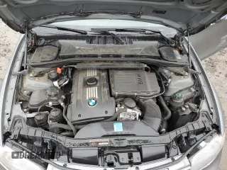 2010 BMW 1 Series 135i with VIN WBAUC7C53AVK96433, listed as a Copart auction lot 86206304 with 48,553 mi miles and Salvage Title. Bid and sale history available at DreamBid. Image 11.
