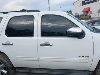 2013 Chevrolet Tahoe LT с VIN 1GNSCBE06DR210891, выставлен на аукционе IAAI как лот 40966533 с пробегом 133 725 миль миль и . История ставок и продаж доступна на DreamBid. Изображение 14.