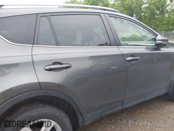 2013 Toyota RAV4 XLE with VIN JTMRFREV7D5020575, listed as a IAAI auction lot 42303486 with 189,032 mi miles and . Bid and sale history available at DreamBid. Image 13.