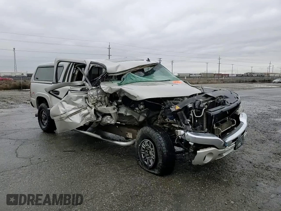2007 GMC Sierra 2500HD SLT z VIN 1GTHK23DX7F146856, wystawiony jako Copart lot #45634645 z przebiegiem Nie podano mil oraz Szkoda całkowita • Salvage title. Historia ofert i sprzedaży dostępna na DreamBid. Obrazek 10.