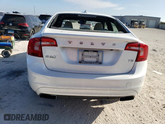 2016 Volvo S60 T5 Drive-E Premier with VIN YV126MFK0G2392154, listed as a Copart auction lot 70422113 with 45,626 mi miles. Bid and sale history available at carsss.com. Image 6.