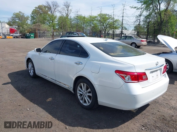 2012 Lexus ES with VIN JTHBK1EG6C2503408, listed as a IAAI auction lot 42139319 with 221,281 mi miles. Bid and sale history available at carsss.com. Image 3.