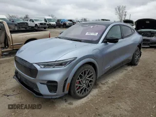 2022 Ford Mustang Mach-E GT z VIN 3FMTK4SX1NMA52309, wystawiony jako Copart lot #49221705 z przebiegiem 24 048 mil mil oraz Szkoda całkowita • Salvage title. Historia ofert i sprzedaży dostępna na DreamBid. Obrazek 1.