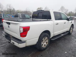 2017 Nissan Titan SV with VIN 1N6AA1E58HN536525, listed as a IAAI auction lot 41888005 with 75,933 mi miles. Bid and sale history available at carsss.com. Image 4.