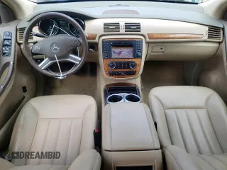2009 Mercedes-Benz R 3.5L with VIN 4JGCB65E69A092829, listed as a Copart auction lot 56671635 with 204,476 mi miles and Clean title. Bid and sale history available at DreamBid. Image 8.