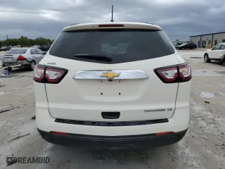 2015 Chevrolet Traverse LS with VIN 1GNKRFED4FJ201858, listed as a Copart auction lot 47071475 with 133,717 mi miles and Clean Title. Bid and sale history available at carsss.com. Image 6.