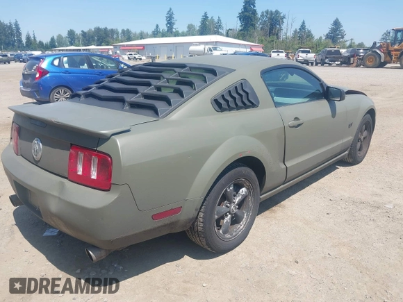 2007 Ford Mustang Deluxe with VIN 1ZVFT80N775256982, listed as a IAAI auction lot 42433794 with 123,787 mi miles and . Bid and sale history available at DreamBid. Image 4.