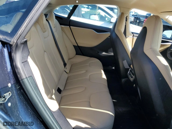 2013 Tesla Model S with VIN 5YJSA1CN1DFP13130, listed as a Copart auction lot 49703475 with 227,093 mi miles and Salvage Title. Bid and sale history available at carsss.com. Image 11.