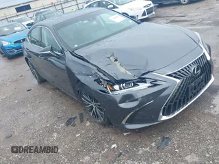 2022 Lexus ES 350 with VIN 58ADZ1B16NU125009, listed as a IAAI auction lot 42483683 with 14,082 mi miles and . Bid and sale history available at DreamBid. Image 1.