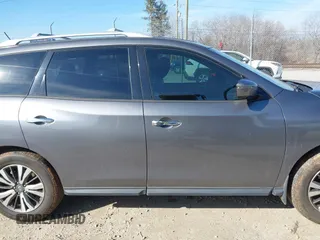 2017 Nissan Pathfinder S with VIN 5N1DR2MN1HC903322, listed as a IAAI auction lot 41513482 with 131,078 mi miles and . Bid and sale history available at DreamBid. Image 13.