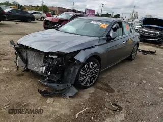 2023 Nissan Altima SL with VIN 1N4BL4EV5PN366809, listed as a Copart auction lot 42766955 with 23,855 mi miles and Clean Title. Bid and sale history available at DreamBid. Image 10.