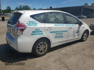 2015 Toyota Prius Two z VIN JTDZN3EU4FJ018610, wystawiony jako Copart lot #57826325 z przebiegiem 196 884 mil mil oraz Szkoda całkowita • Salvage title. Historia ofert i sprzedaży dostępna na DreamBid. Obrazek 3.
