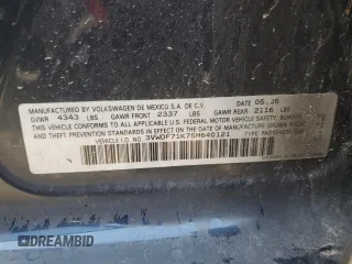 2005 Volkswagen Jetta 2.5L с VIN 3VWDF71K75M640121, выставлен на аукционе Copart как лот 44122435 с пробегом 208 587 миль миль и Списание • Salvage title. История ставок и продаж доступна на DreamBid. Изображение 12.