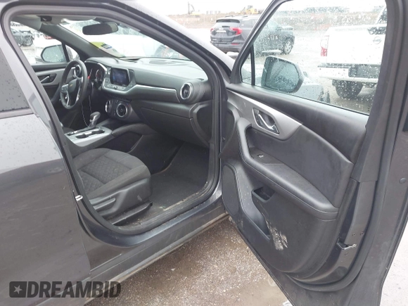 2021 Chevrolet Blazer LT with VIN 3GNKBBRA0MS576302, listed as a IAAI auction lot 41916335 with 98,472 mi miles and . Bid and sale history available at DreamBid. Image 5.