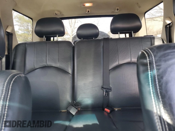 2005 Mercury Mariner Luxury z VIN 4M2CU57155DJ10663, wystawiony jako Copart lot #49102695 z przebiegiem 122 025 mil mil oraz Nie do naprawy. Historia ofert i sprzedaży dostępna na DreamBid. Obrazek 10.