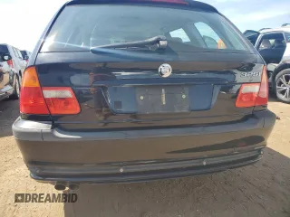 2003 BMW 3 Series 325i with VIN WBAEN33483PC12700, listed as a Copart auction lot 67770984 with 171,840 mi miles and Salvage Title. Bid and sale history available at carsss.com. Image 6.