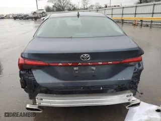 2022 Toyota Avalon XLE with VIN 4T1AZ1FB1NU084186, listed as a Copart auction lot 84636044 with 26,795 mi miles and Clean Title. Bid and sale history available at carsss.com. Image 6.