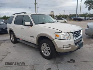 2008 Ford Explorer Eddie Bauer с VIN 1FMEU64E58UA45812, выставлен на аукционе IAAI как лот 40773470 с пробегом 183 135 миль миль и . История ставок и продаж доступна на DreamBid. Изображение 1.