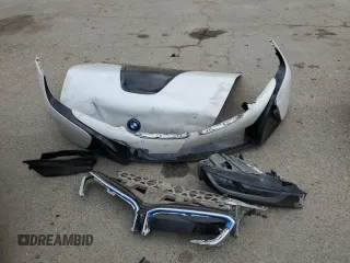 2019 BMW i8 z VIN WBY2Z6C51KVB82985, wystawiony jako Copart lot #47491815 z przebiegiem 74 489 mil mil oraz Szkoda całkowita • Salvage title. Historia ofert i sprzedaży dostępna na DreamBid. Obrazek 12.
