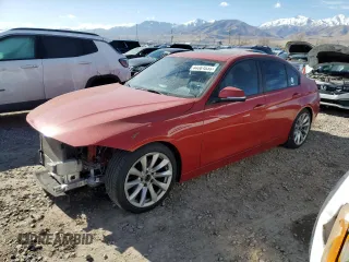 2017 BMW 3 Series 320i xDrive z VIN WBA8A3C35HK693037, wystawiony jako Copart lot #44381035 z przebiegiem 93 203 mil mil oraz Szkoda całkowita • Salvage title. Historia ofert i sprzedaży dostępna na DreamBid. Obrazek 1.
