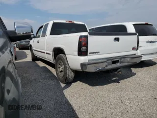 2000 GMC New Sierra 1500 SL with VIN 1GTEC19VXYZ344556, listed as a Copart auction lot 75230724 with 0 mi miles and Clean Title. Bid and sale history available at carsss.com. Image 2.