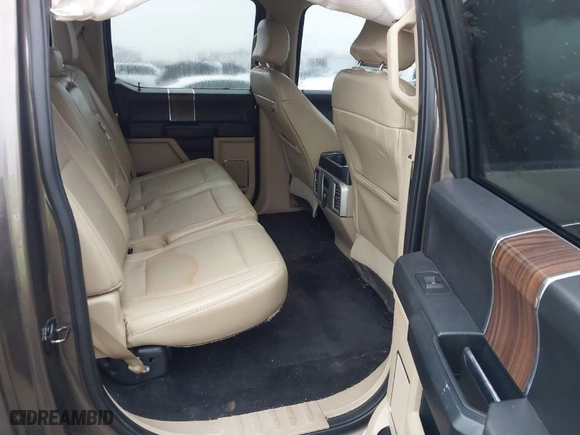 2015 Ford F-150 XLT w/HD Payload Pkg with VIN 1FTFW1EF6FFB17468, listed as a IAAI auction lot 41543094 with 208,909 mi miles. Bid and sale history available at carsss.com. Image 8.