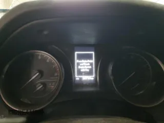 2022 Toyota Camry SE z VIN 4T1T11AKXNU002446, wystawiony jako Copart lot #53998025 z przebiegiem 50 759 mil mil oraz Szkoda całkowita • Salvage title. Historia ofert i sprzedaży dostępna na DreamBid. Obrazek 9.