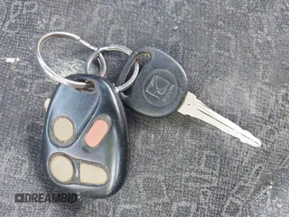 2002 Saturn SL z VIN 1G8ZH52832Z275788, wystawiony jako IAAI lot #42465553 z przebiegiem Nie podano mil oraz . Historia ofert i sprzedaży dostępna na DreamBid. Obrazek 11.