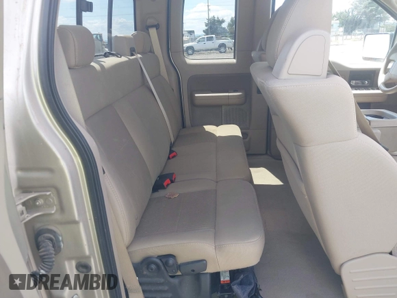 2007 Ford F-150 XLT with VIN 1FTPX14V67FB81831, listed as a IAAI auction lot 42327531 with 190,403 mi miles and . Bid and sale history available at DreamBid. Image 8.