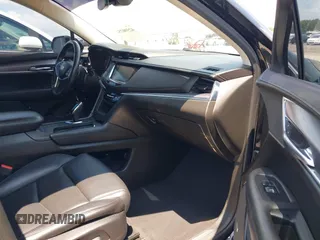 2018 Cadillac XT5 Premium Luxury AWD z VIN 1GYKNFRS3JZ112459, wystawiony jako IAAI lot #42590258 z przebiegiem 157 377 mil mil oraz . Historia ofert i sprzedaży dostępna na DreamBid. Obrazek 5.