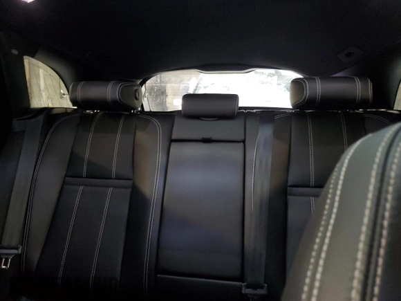 2019 Land Rover Range Rover Velar R-Dynamic SE z VIN SALYL2FV4KA207621, wystawiony jako Copart lot #42226865 z przebiegiem 75 311 mil mil oraz Nie do naprawy • Non repairable. Historia ofert i sprzedaży dostępna na DreamBid. Obrazek 10.