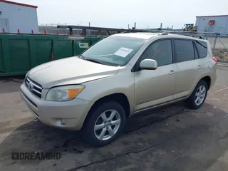 2007 Toyota RAV4 Limited with VIN JTMZD31V676038668, listed as a IAAI auction lot 41952011 with 164,071 mi miles. Bid and sale history available at carsss.com. Image 2.