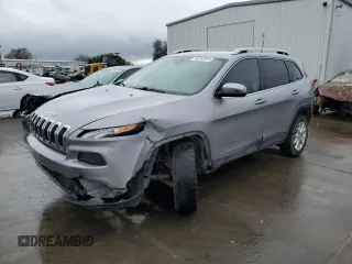 2018 Jeep Cherokee Latitude Plus with VIN 1C4PJMLBXJD543608, listed as a Copart auction lot 49252815 with 116,629 mi miles and Clean Title. Bid and sale history available at DreamBid. Image 1.